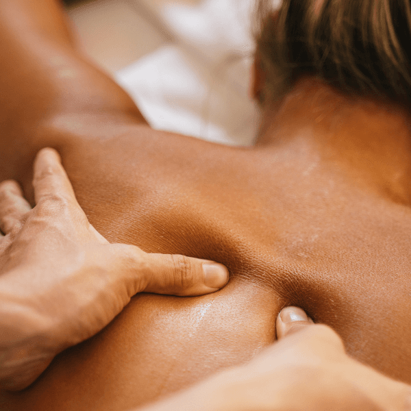 Décolletage Detox & Sculpt